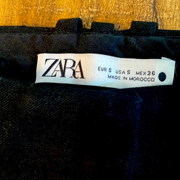 Black slim trousers by Zara - Picture 5 of 5